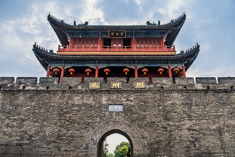 荆州古城墙b.jpg